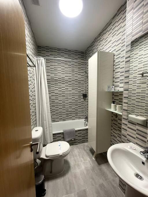 Downtown Jinetes Deluxe With Pool & Free Parking Apartment Malaga Exterior photo